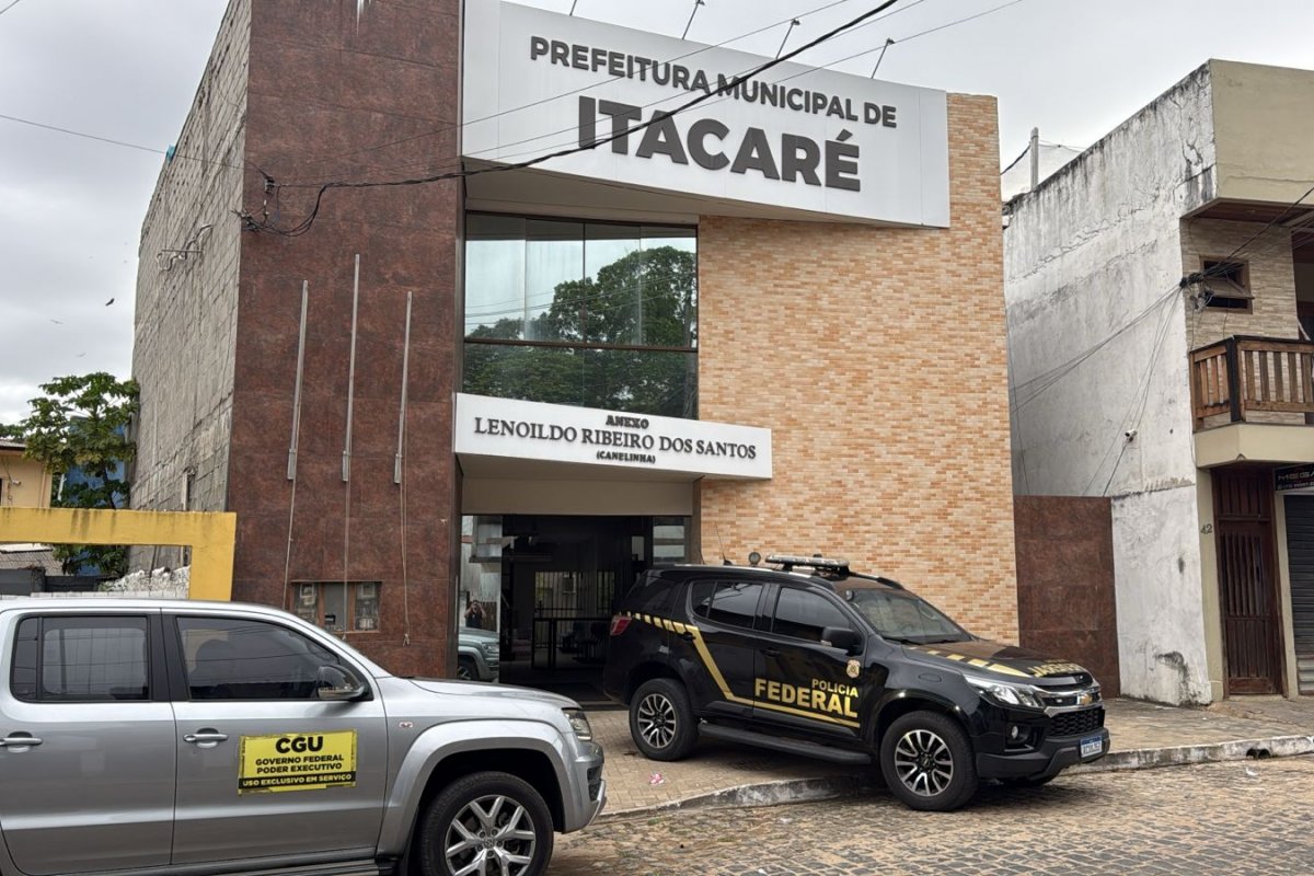 Operação em Itacaré: PF e CGU cumprem mandados de busca e apreensão por suspeita de fraude em licitação na prefeitura