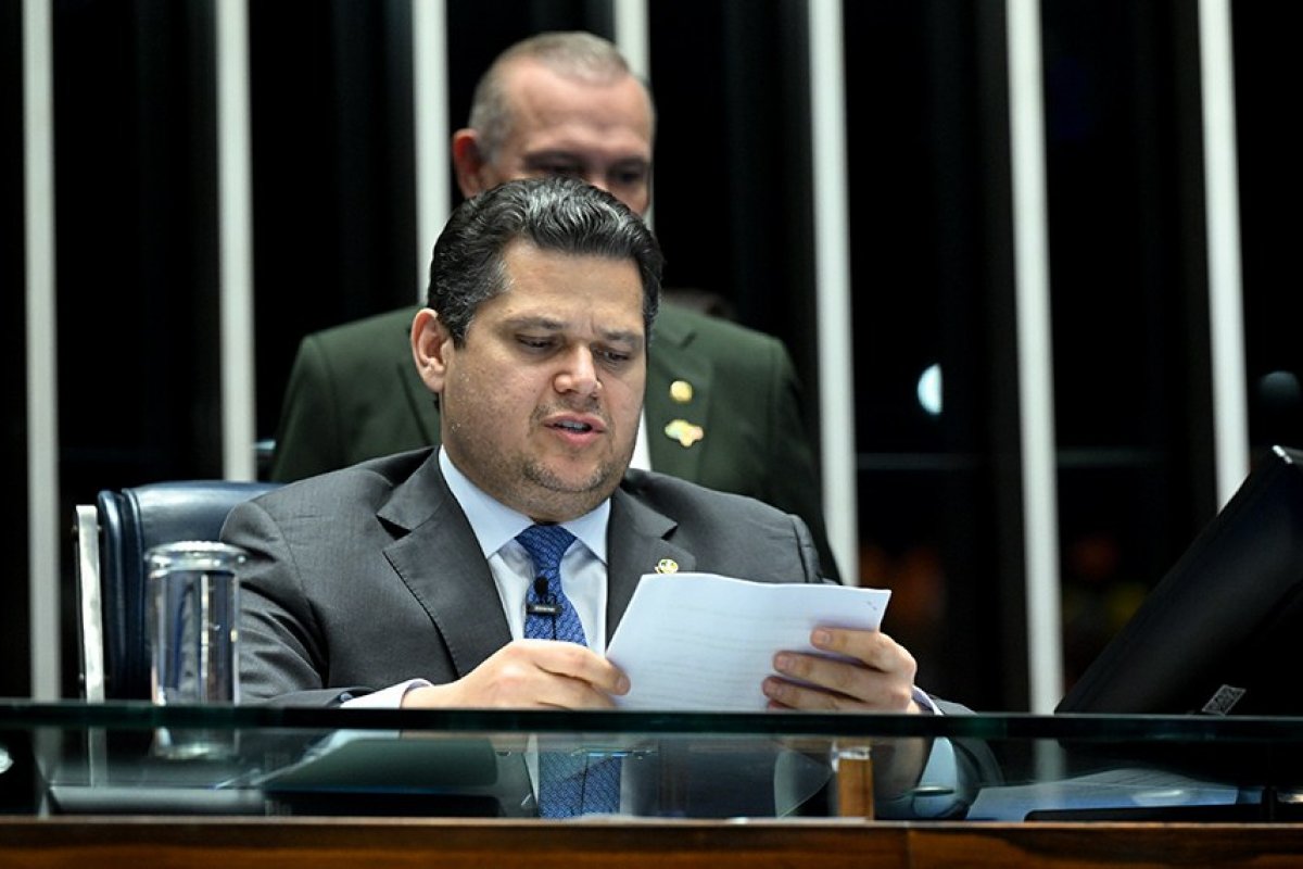 Votação de vetos pendentes será retomada em sessão desta quinta no Congresso