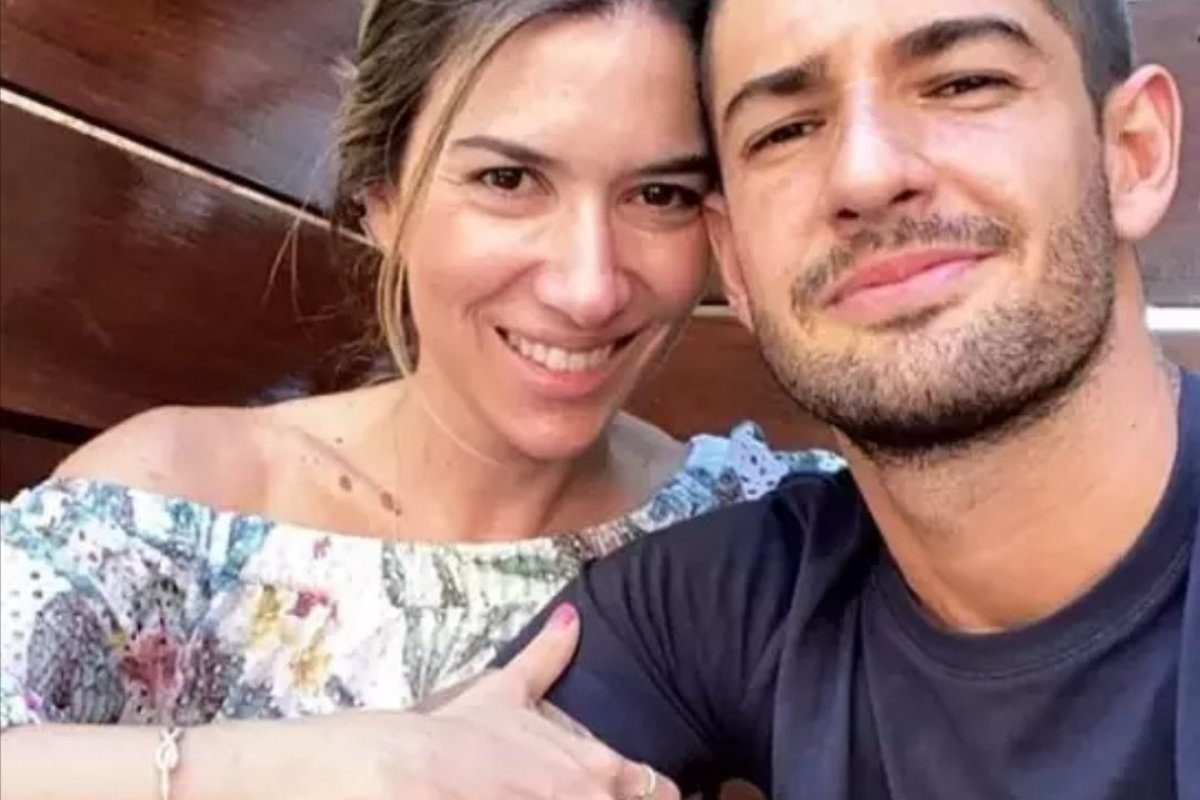 Rebeca Abravanel raspa a cabeça de Alexandre Pato