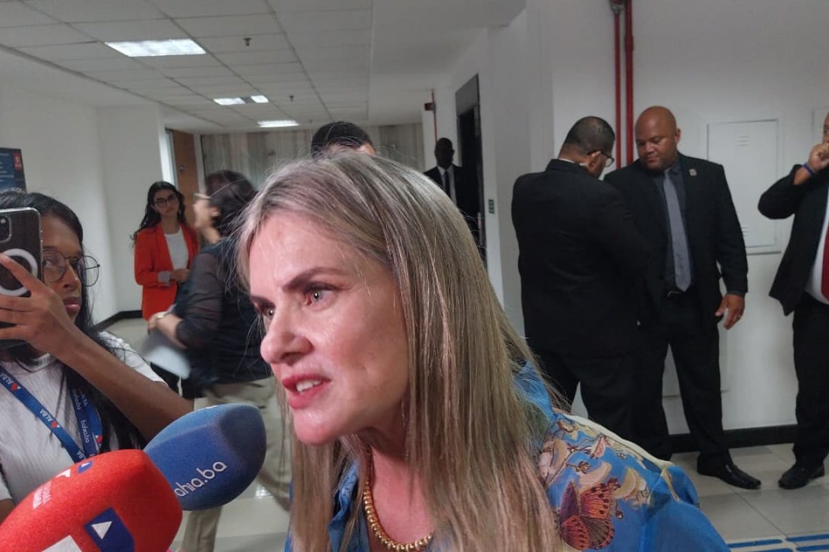 Vídeo: "Temos tempo para isso", diz Ivana Bastos após oposição 'barrar' votação na ALBA 
