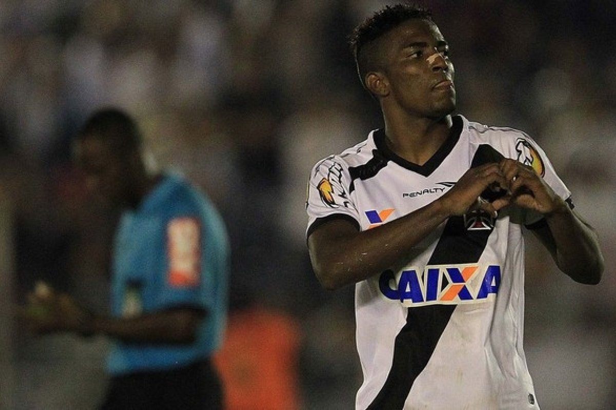 Jogador do Vasco morre em acidente de trânsito no Rio de Janeiro