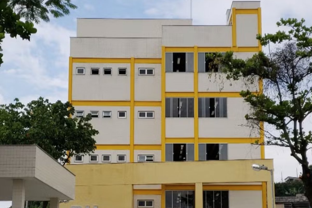 Mulher é presa suspeita de asfixiar filha de 8 anos na Baixada Fluminense