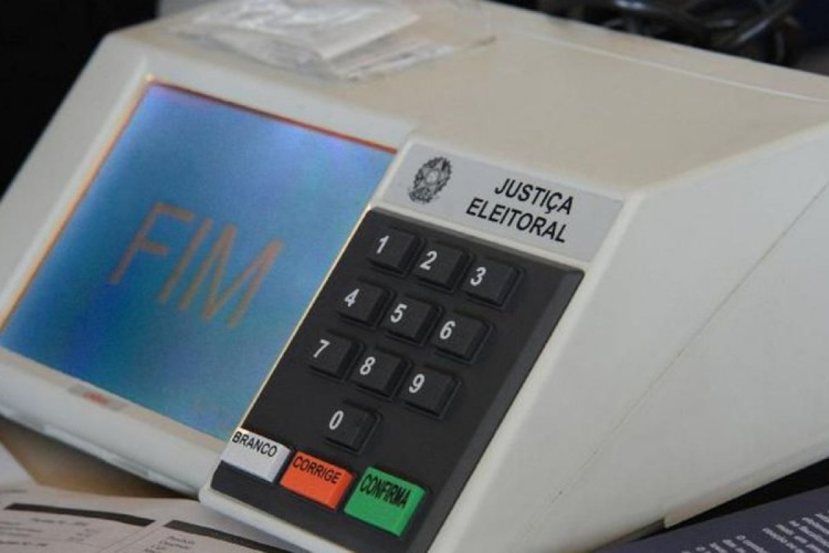 Mais de 700 mil eleitores baianos tiveram títulos cancelados