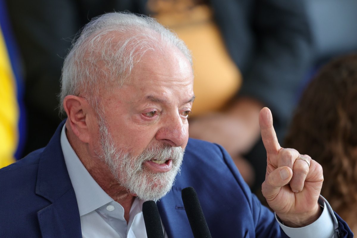 Congresso derruba vetos de Lula a programa de socorro a estados e facilita adesão