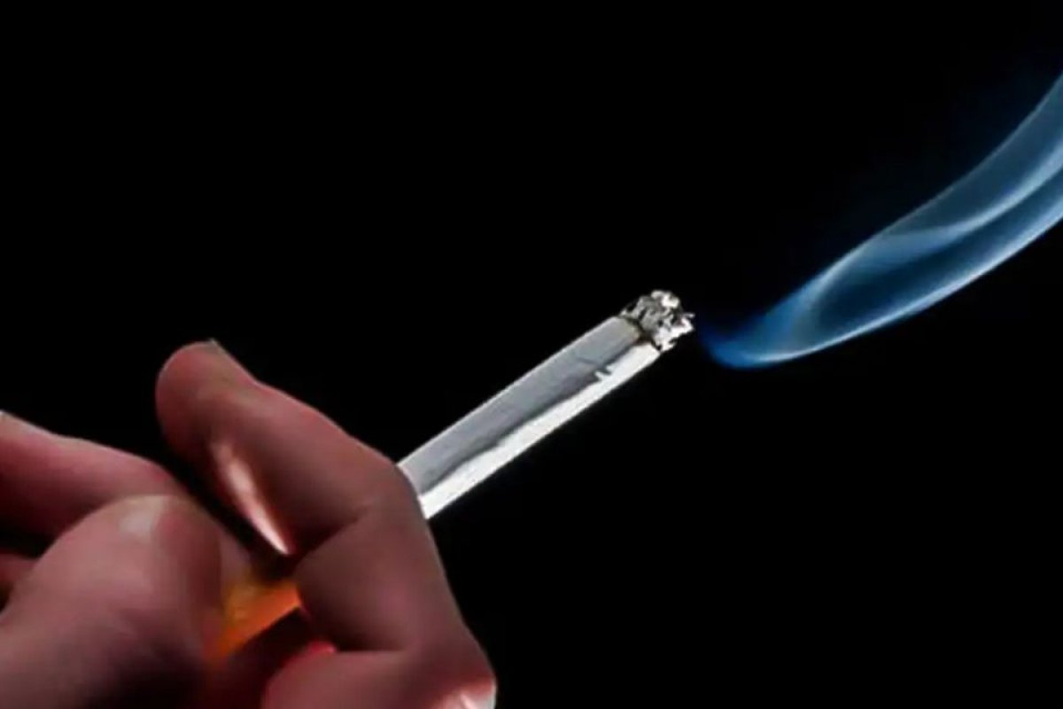 Redução de 30% do consumo de cigarro poderia evitar 139 mil mortes no Brasil em 10 anos, diz estudo