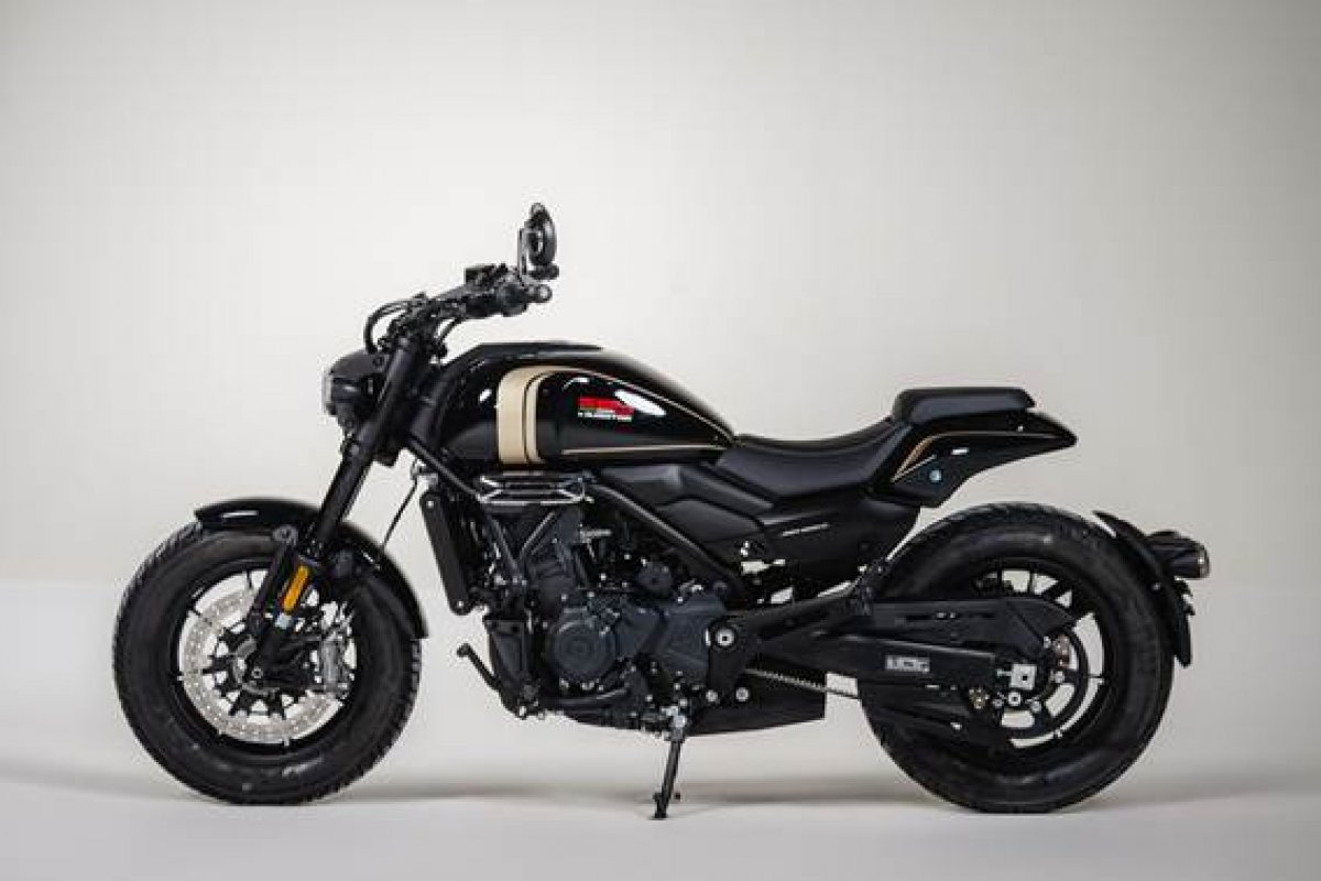 Shineray lança SBM 600 para o segmento custom no Brasil