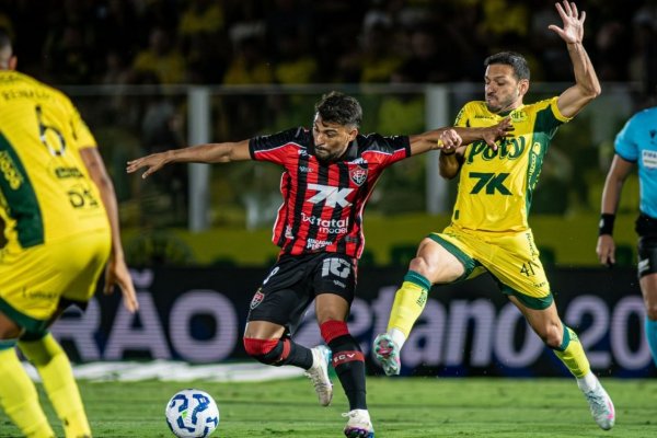 [Podendo sair da zona de rebaixamento, Vitória encara Mirassol com Barradão só de Rubro-Negros]