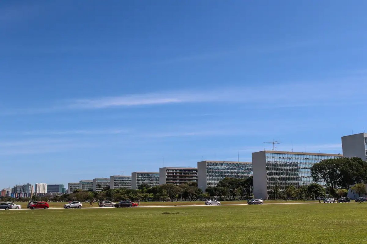 Governo libera R$ 501,4 milhões para Ministério das Cidades