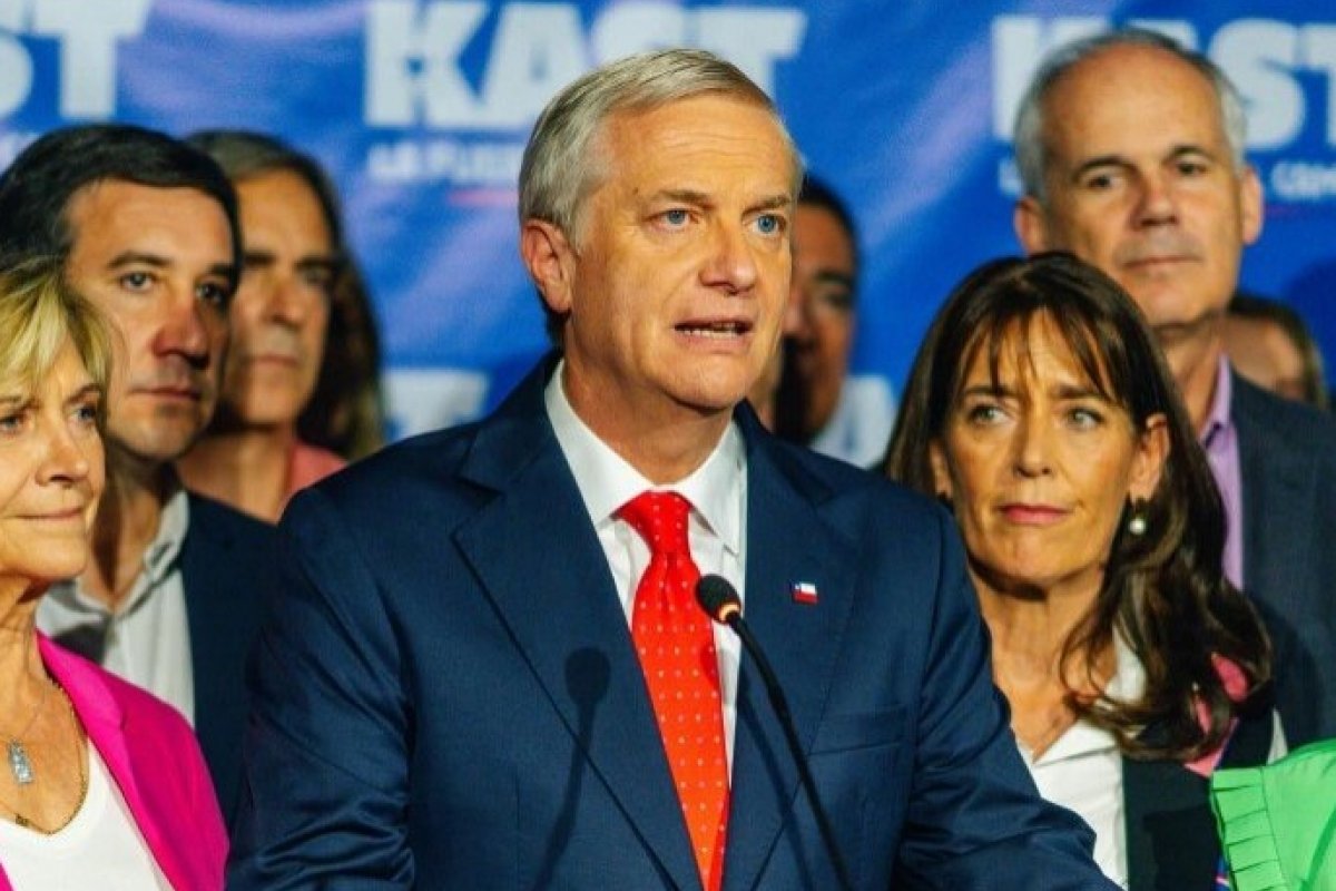 Peru decreta estado de emergência e protege fronteira com o Chile