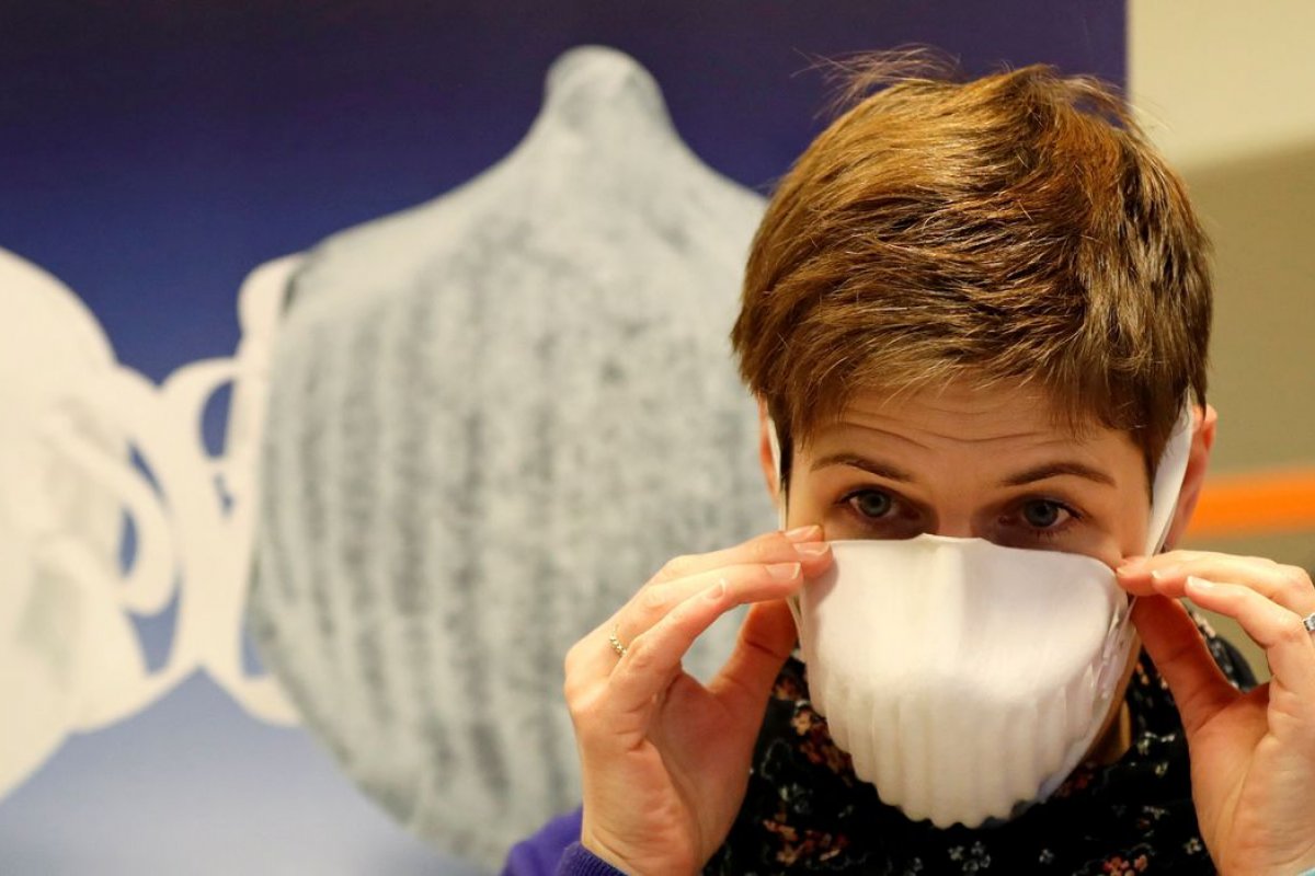 Procon-SP irá fiscalizar preços de máscaras e álcool em gel em estabelecimentos