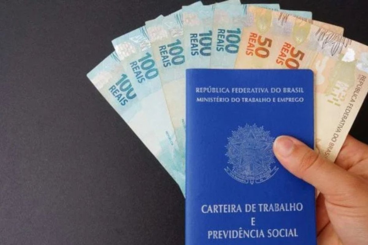 Segunda parcela do 13º deve ser paga até dia 19 de dezembro