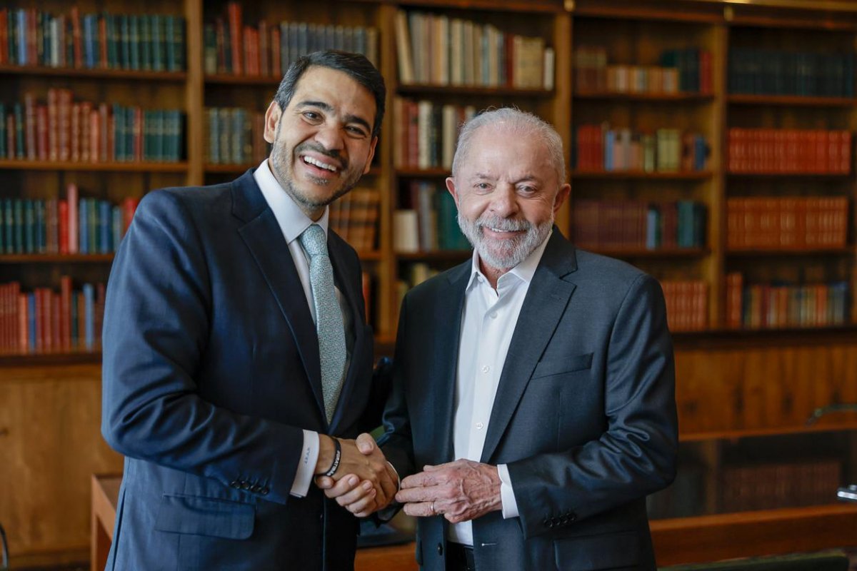 Lula quer segurar votação de Messias enquanto busca apoio de senadores