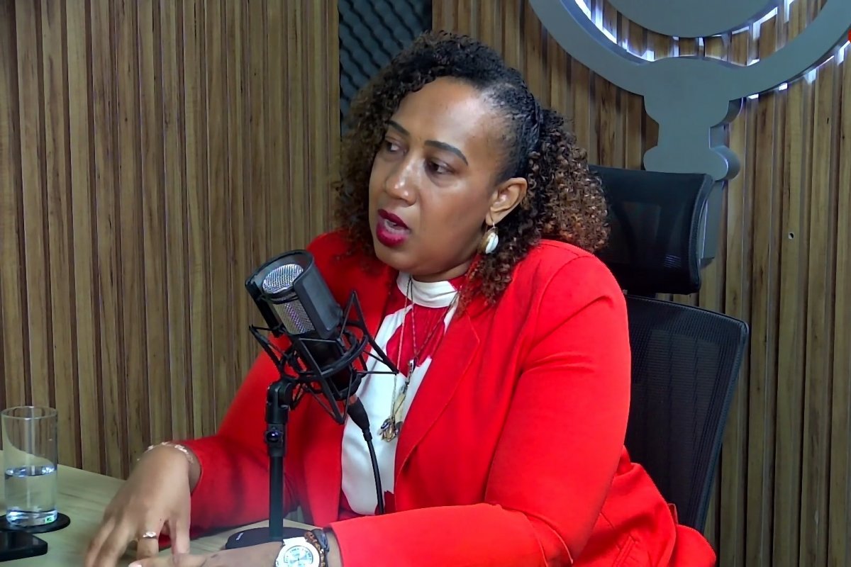 “A favela vai vencer no dia em que todo preto não precisar mais ter medo de ser preto”, diz Isaura Genoveva no Podomblé