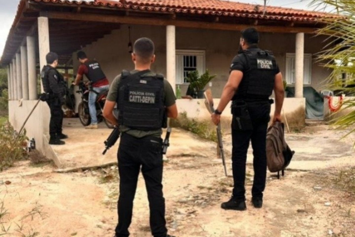 Homem confessa ter matado vizinha por vingança após se apresentar em DT de Correntina 