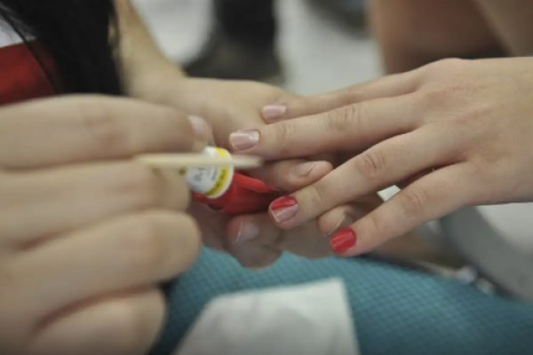 [Serviços perdem ritmo no PIB do 3º trimestre, e indústria acelera com petróleo e gás]