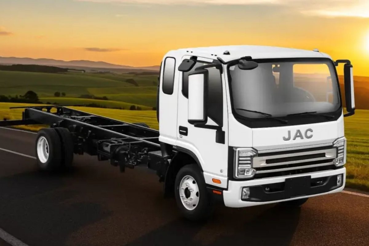 JAC Caminhões lança 4 produtos no Brasil em participação do grupo SHC