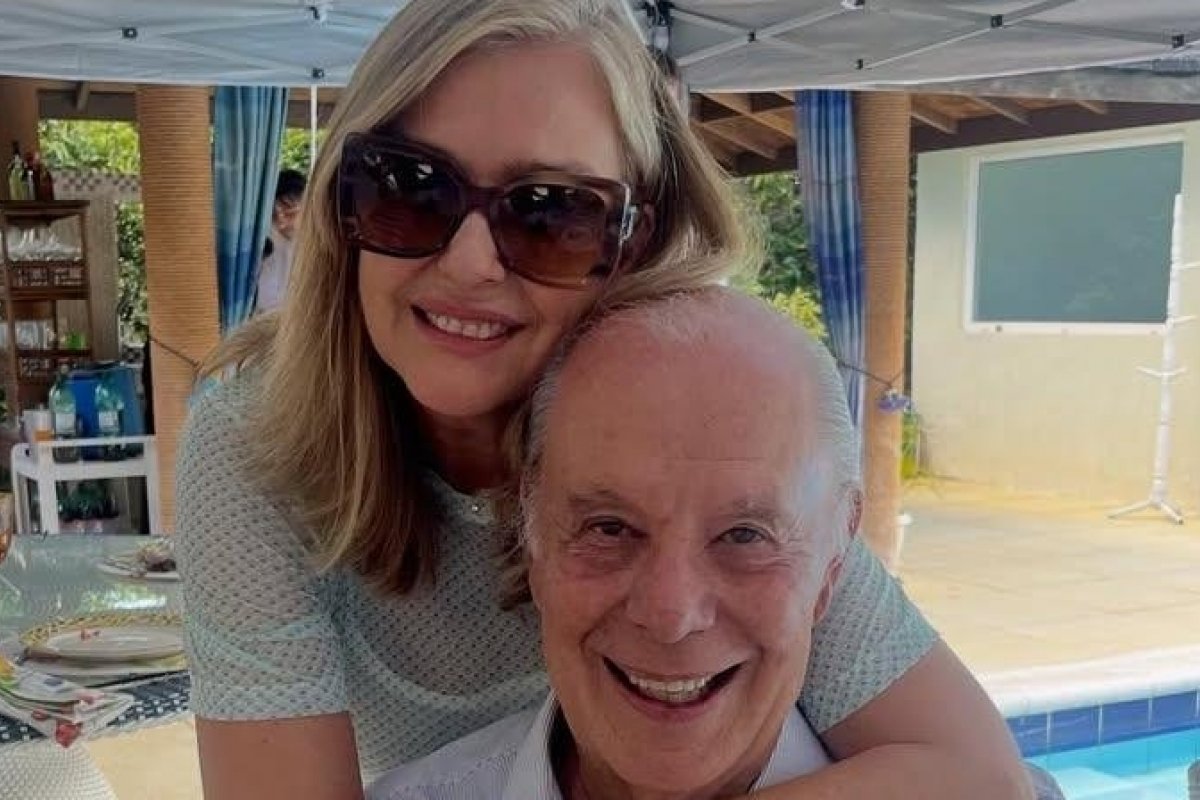 Paulinho Bandeira de Mellos comemora aniversário no Rio de Janeiro.