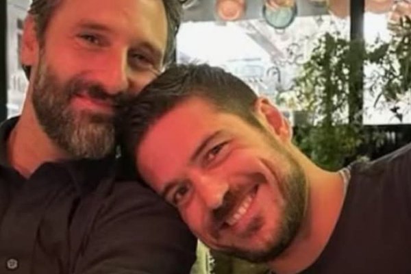 [Ex-ator da TV Globo se casa com cineasta italiano!]