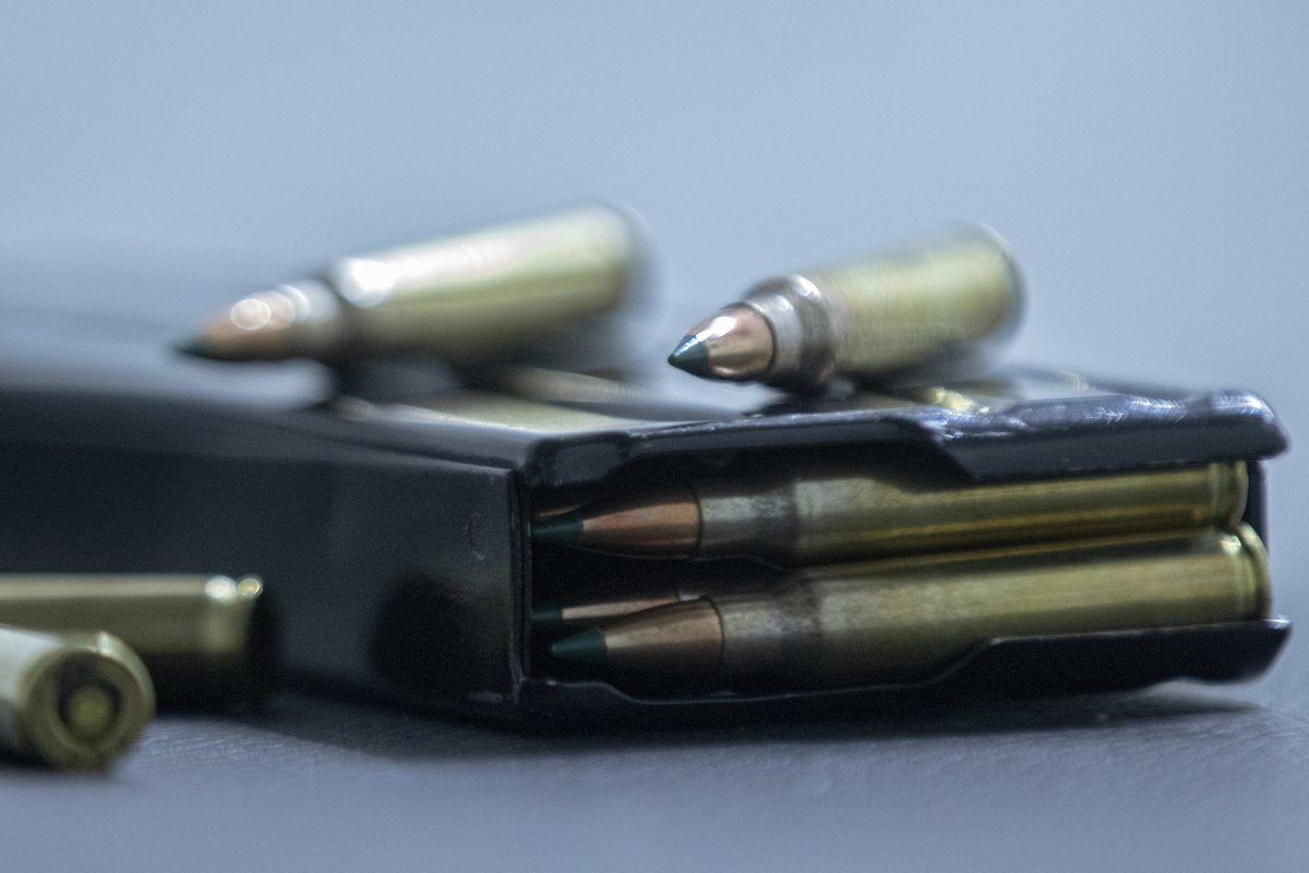 Fogo Cruzado: 16% dos baleados em Salvador e Região Metropolitana foram atingidos dentro de casa em novembro