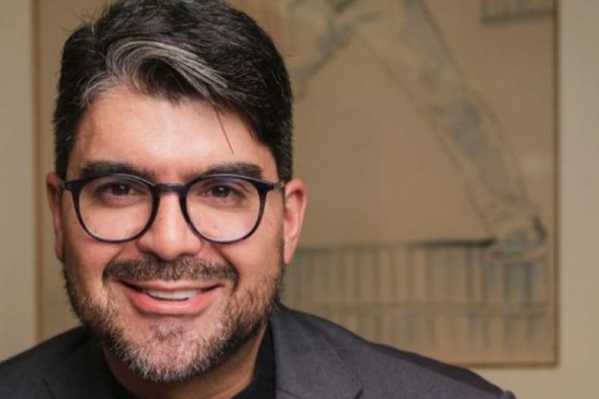 Cirurgião plástico baiano se torna titular da Sociedade Brasileira de Cirurgia Plástica!