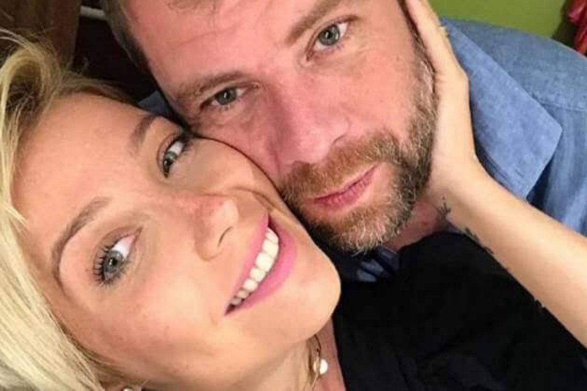 Luiza Possi celebra  8 meses do filho com uma foto super fofa