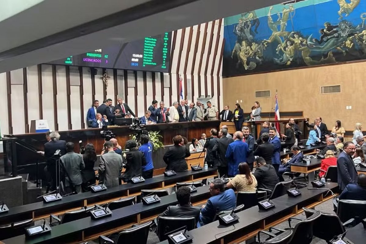 ALBA aprova mudanças no Planserv e amplia contribuição do Estado