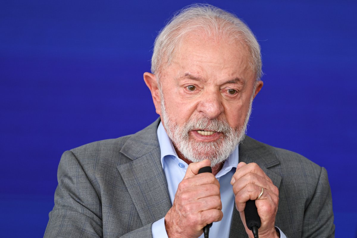 Vídeo: Lula diz que Bolsonaro tem que pagar e que fará o que 'deve ser feito' sobre veto à redução de penas