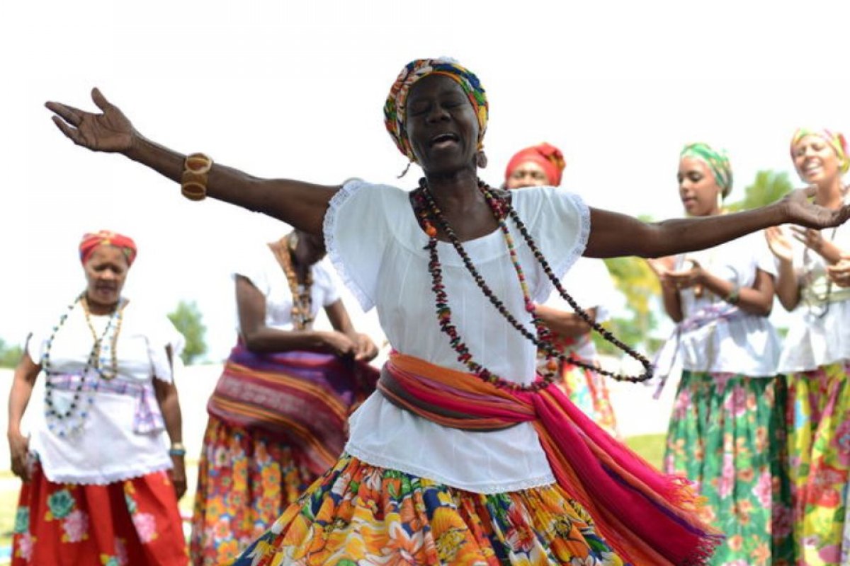 Ganhadeiras de Itapuã, Del Feliz e Paulinho Jequié se apresentam na Feira da Agricultura Familiar 