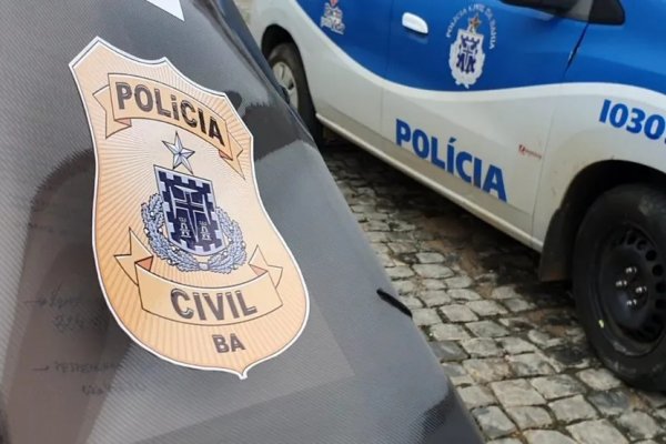 [Polícia apura importunação sexual contra mulher em ônibus de Salvador ]