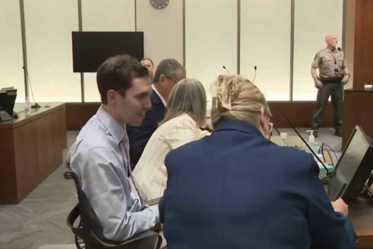 Acusado de matar Charlie Kirk comparece ao tribunal pela 1ª vez