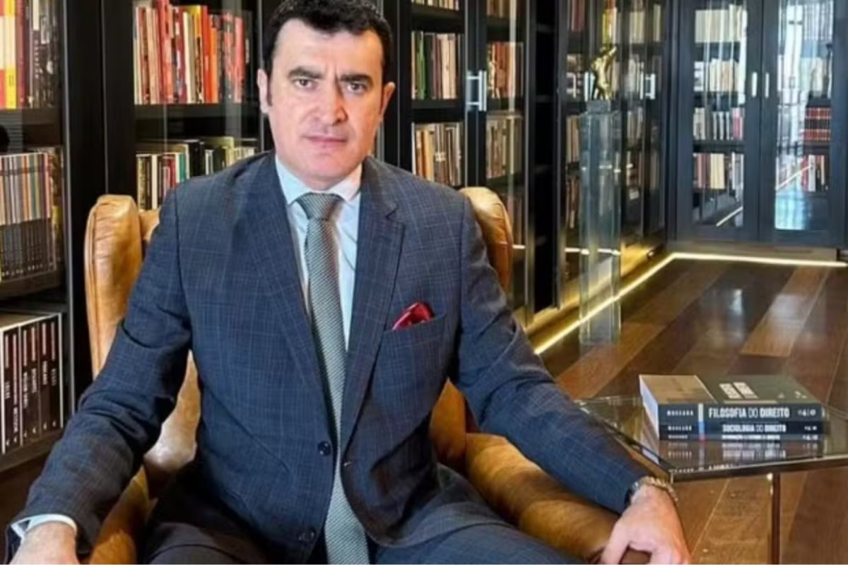 USP decide demitir professor acusado de assédio sexual