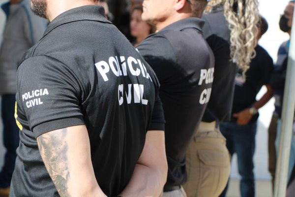 [Mulher é vítima de ataque com faca em Salvador]