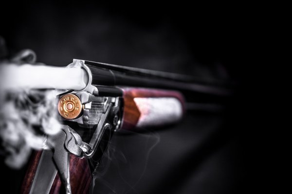 [Três jovens morrem e adolescente fica ferida depois de ataque a tiros na Bahia ]