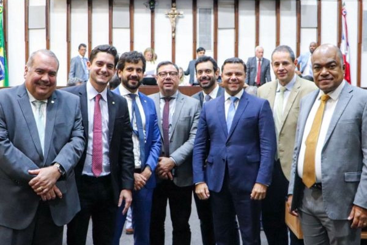 Oposição faz obstrução de mais de 17 horas contra projetos do governo Jerônimo na Alba