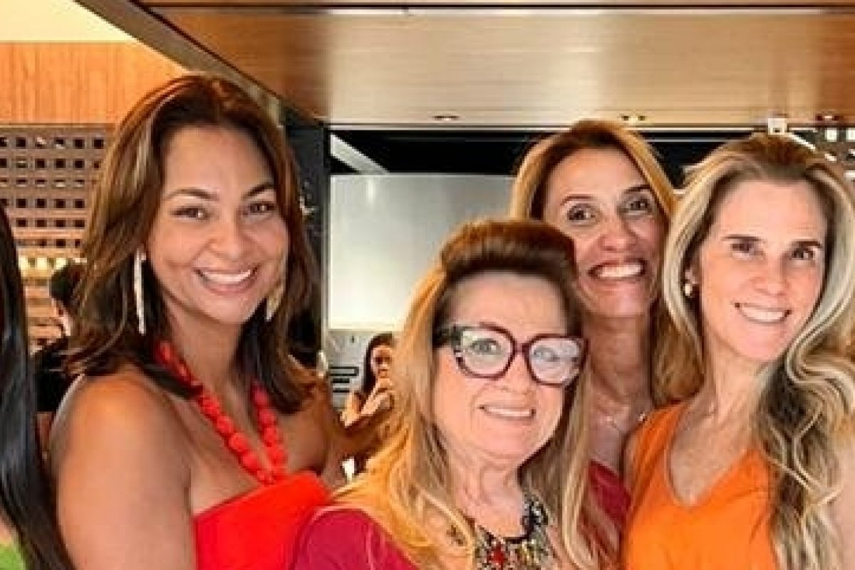 CS Home celebra o Natal e brinda a chegada de 2026!