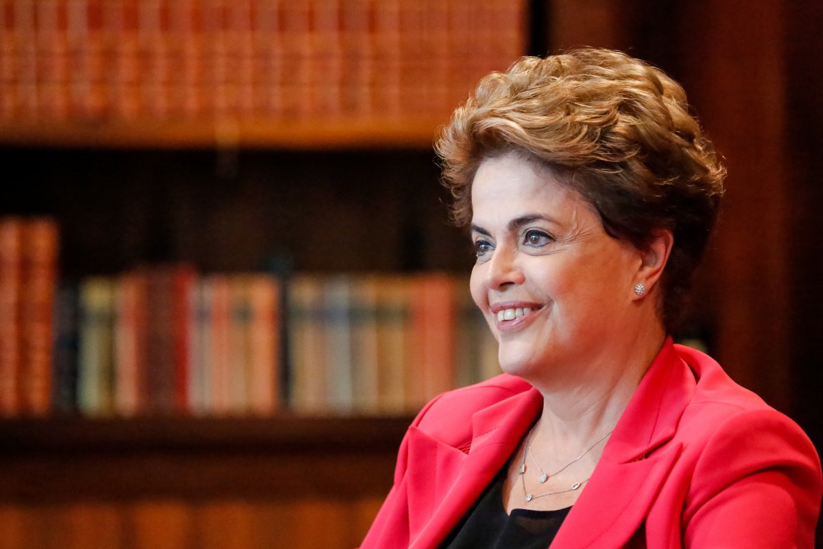 Justiça condena União a indenizar Dilma Rousseff em R$ 400 mil por danos morais