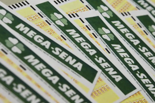 [Mega-Sena sorteia prêmio estimado em R$ 62 milhões neste sábado (20)]