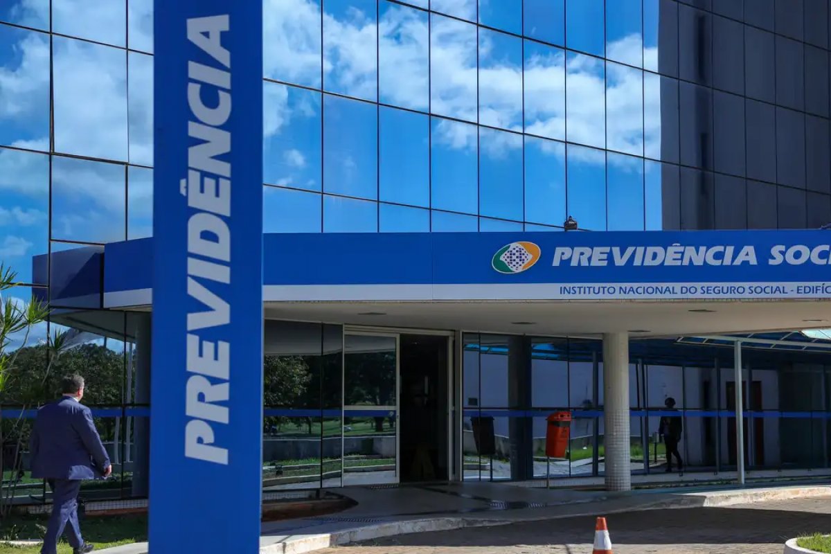 AGU cobra na Justiça mais R$ 135 milhões ligados a desvios no INSS