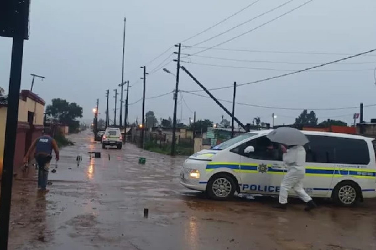 Ataque armado deixa pelo menos 9 mortos em bar na África do Sul