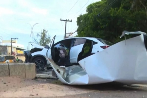 [Mulher que morreu em acidente em Itapuã voltava de bar com amigos]