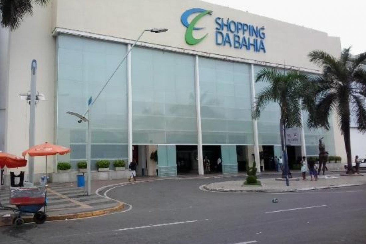 Plantão 32 Horas: Shopping da Bahia realiza evento natalino com programação especial de compras e lazer