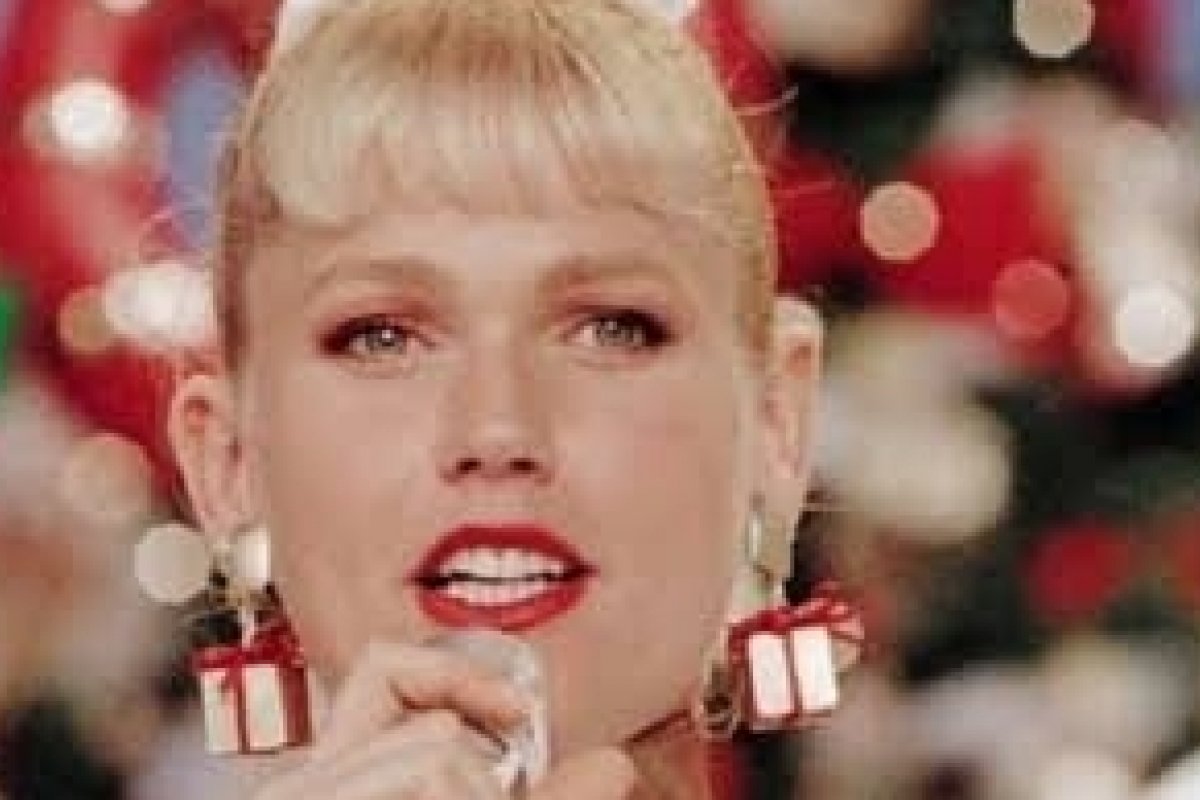 Especial de Natal com Xuxa faz falta na tv brasileira! 