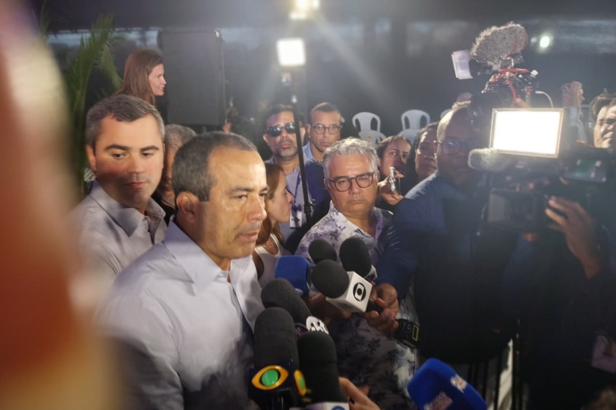 Vídeo: "Prefiro ficar com quem tem metodologia de ouvir as pessoas presencialmente", afirma Bruno Reis sobre pesquisas