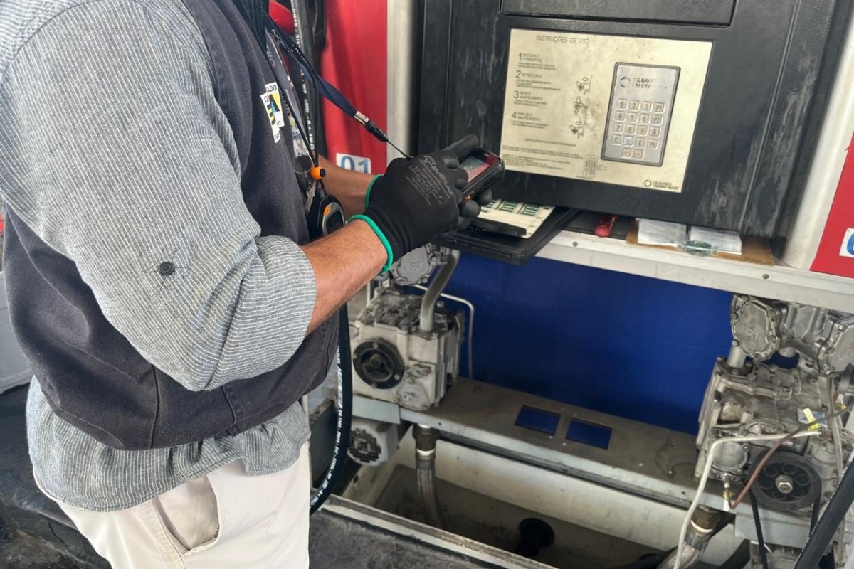 Operação Combustível Legal fiscaliza 30 postos e identifica irregularidades em Salvador e RMS