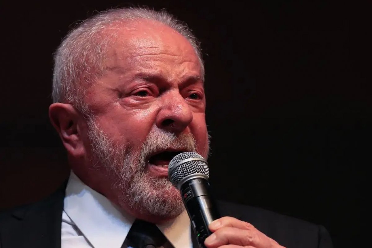 “Inadmissível”: Lula manda CGU abrir processo para expulsar servidor filmado agredindo mulher e filho