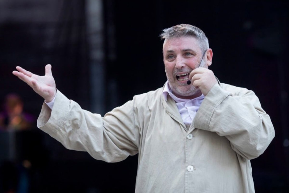 Morre ator e cantor Maurício Vogue, símbolo da cultura paranaense, aos 59 anos