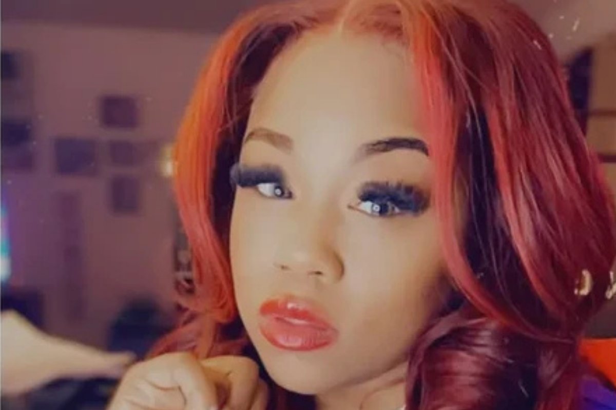 Tiktoker mata pedestre atropelado durante transmissão ao vivo dirigindo