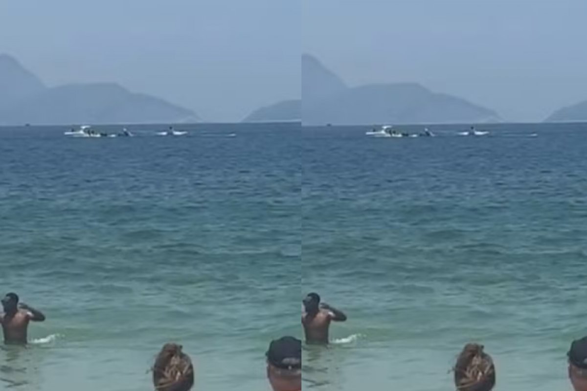 Vídeo: veja momento em que avião monomotor cai na Praia de Copacabana