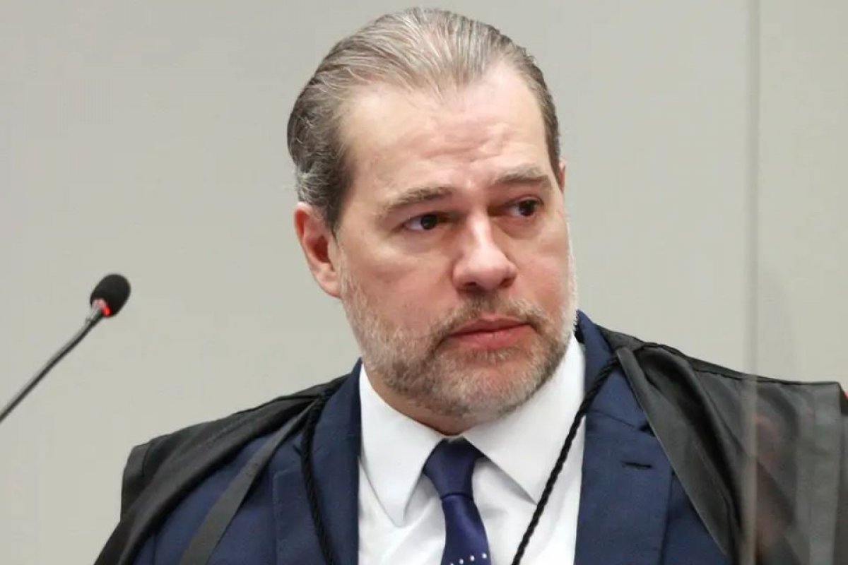 Toffoli diz que diretor e BC não são investigados no caso Master e defende urgência de acareação