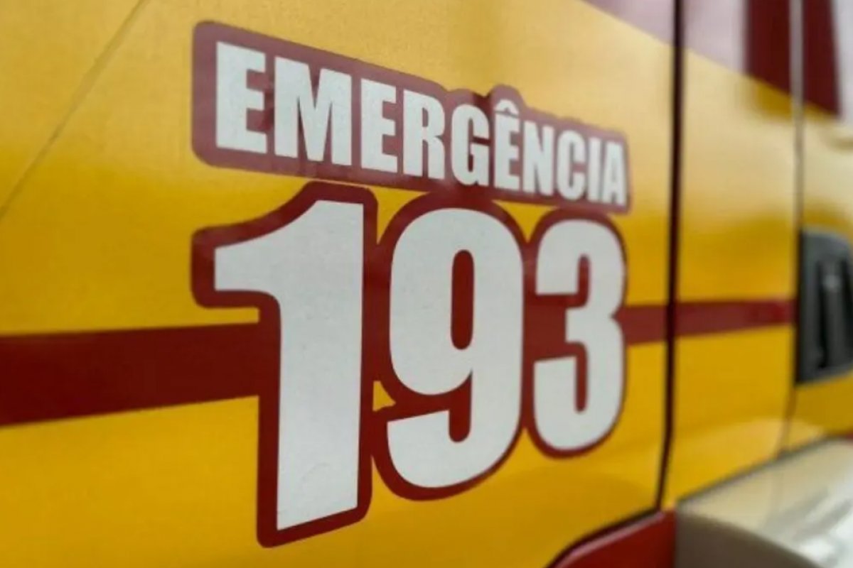 Corpo é encontrado em mala por banhistas em trilha de Florianópolis